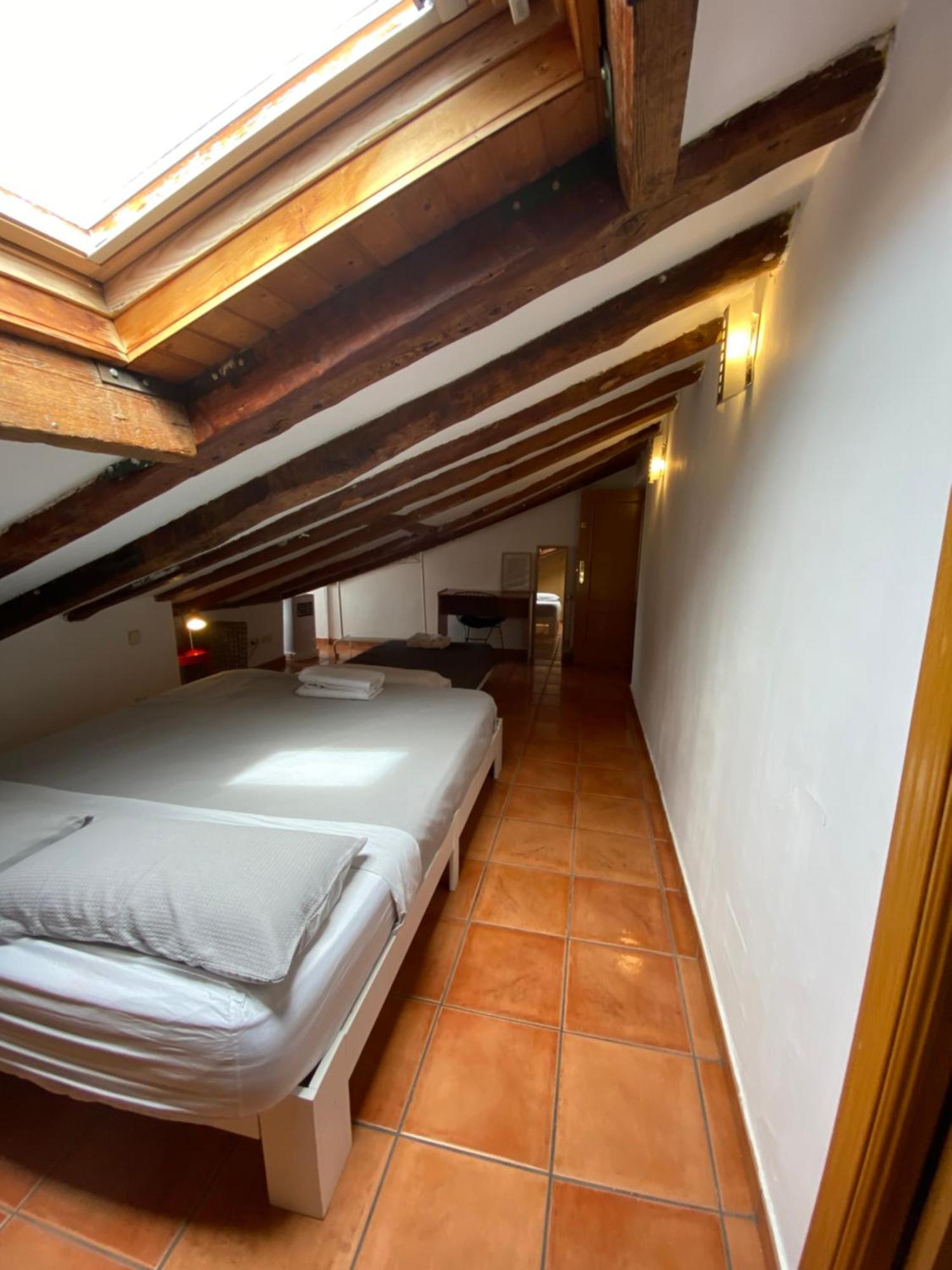 Arenal Guest House Madri Exterior foto